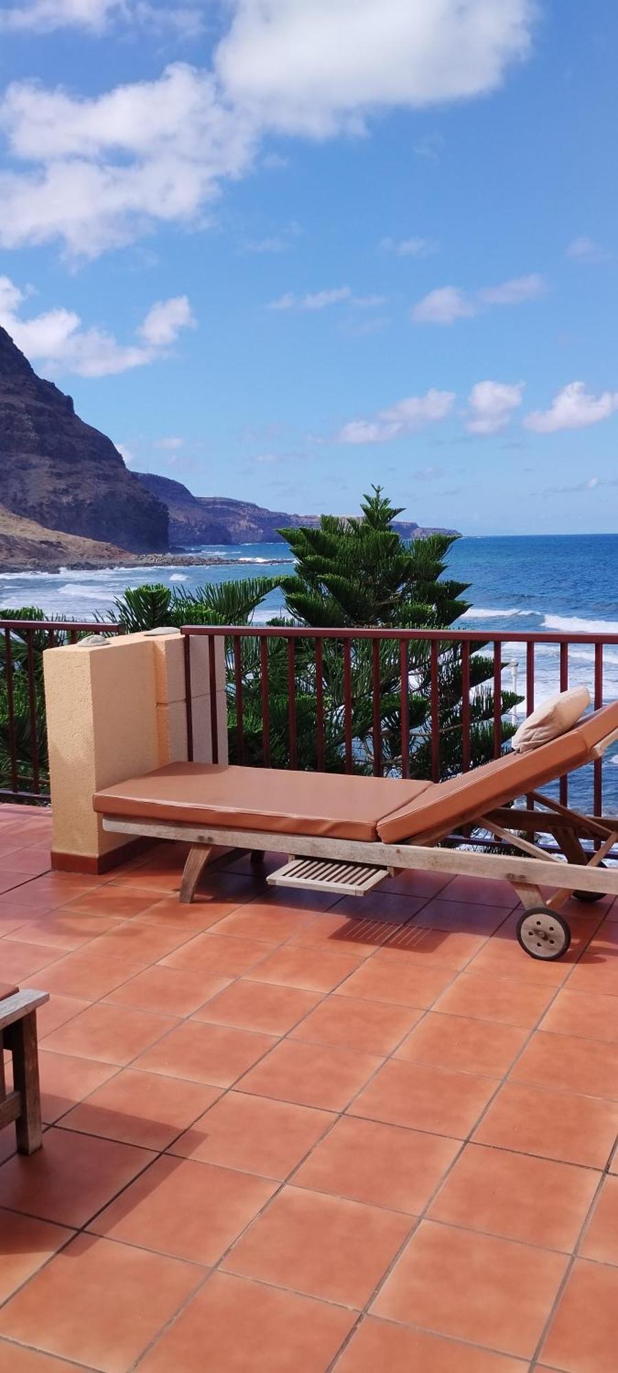 Facing The Ocean Apartment *